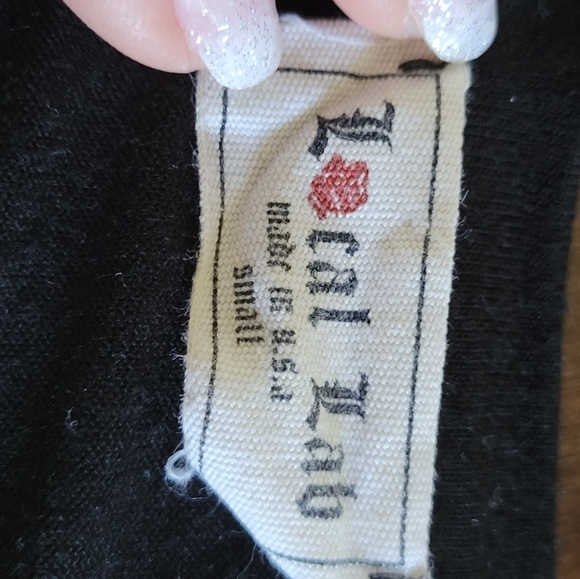 Local Lab Women's Short Sleeve Top - Picture 4 of 4